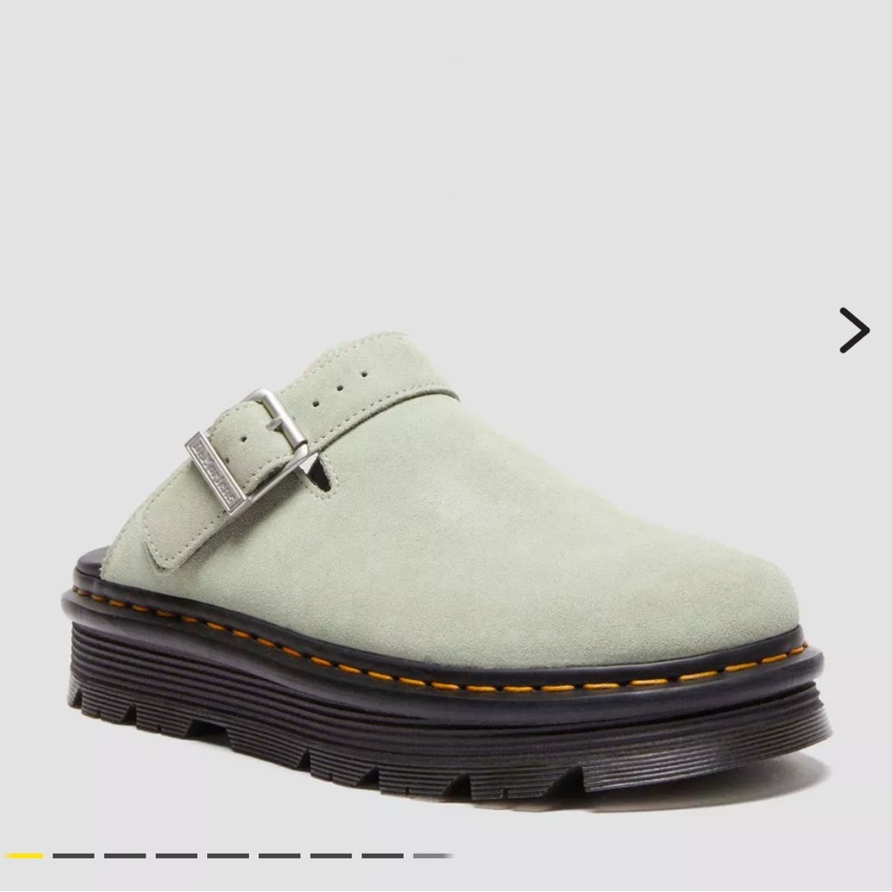 Dr. Martens Light Green Suede Men's Loafers
Size 8 W